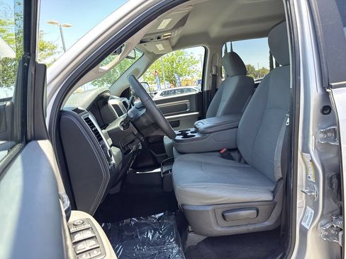 Used 2014 RAM 2500 SLT RWD image 13