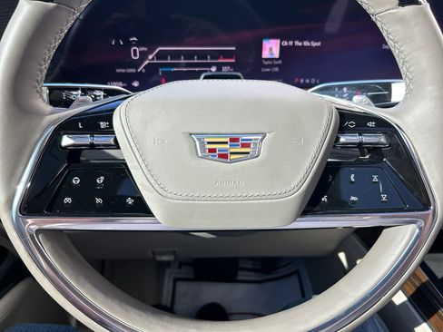 Certified 2025 Cadillac Escalade Sport Platinum image 28