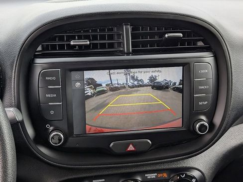 Used 2023 Kia Soul LX FWD image 34