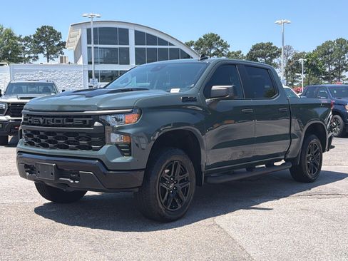 Used 2025 Chevrolet Silverado 1500 Custom Trail Boss w/ Turbomax Blackout Package AWD/4WD image 7