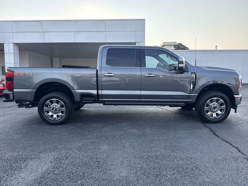 Used 2024 Ford F250 Lariat w/ Chrome Package AWD/4WD image 2