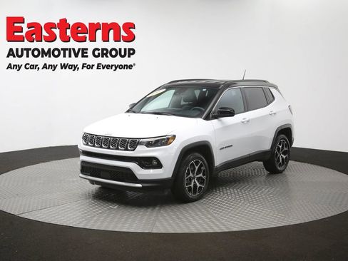 Used 2025 Jeep Compass Limited AWD/4WD image 56