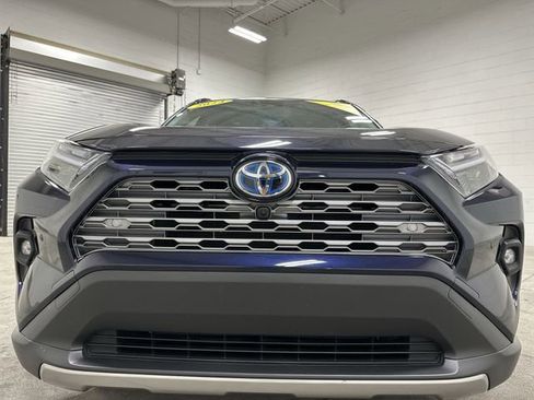 Used 2024 Toyota RAV4 Limited w/ Advanced Technology Package AWD/4WD image 10