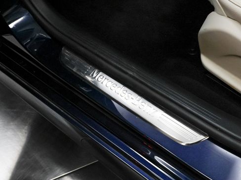 Used 2023 Mercedes-Benz E 350 4MATIC Sedan image 26