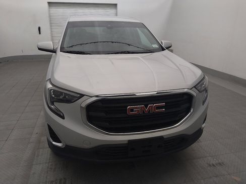 Used 2020 GMC Terrain SLE FWD image 14