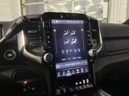 Used 2025 RAM 2500 Laramie w/ Night Edition image 29