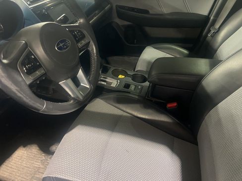 Used 2017 Subaru Legacy 2.5i Sport image 6