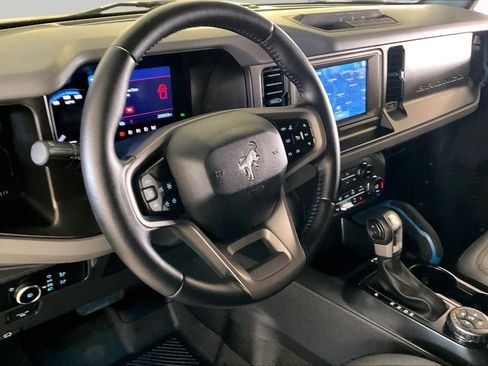 Used 2023 Ford Bronco Black Diamond AWD/4WD image 15