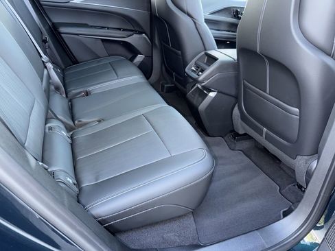 Used 2024 Cadillac Lyriq Sport AWD/4WD image 26