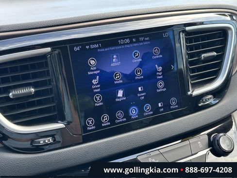 Used 2017 Chrysler Pacifica Touring-L w/ Tire & Wheel Group FWD image 23