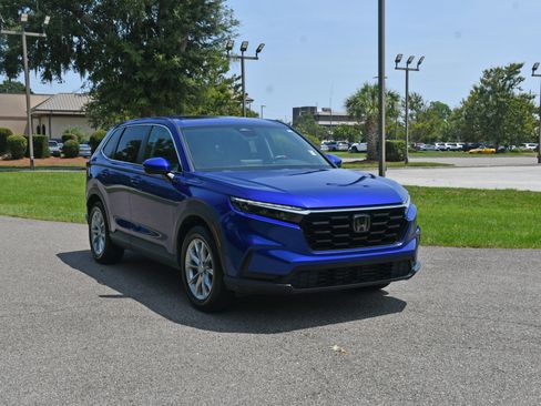 Used 2023 Honda CR-V EX image 6