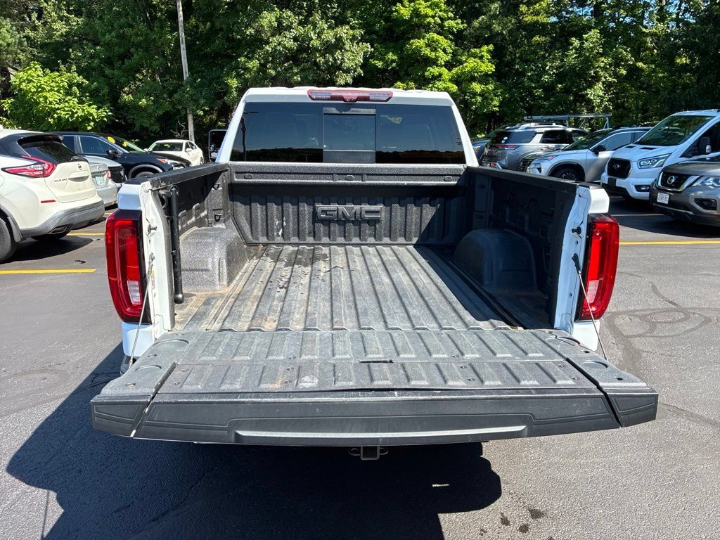 Used 2021 GMC Sierra 1500 SLT w/ SLT Premium Plus Package AWD/4WD image 13
