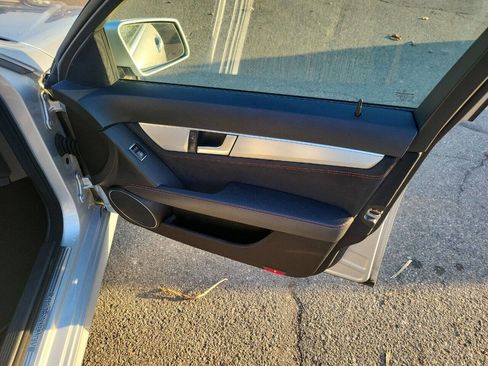 Used 2014 Mercedes-Benz C 300 4MATIC Sedan image 30