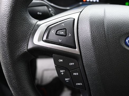 Used 2018 Ford Fusion S FWD image 21