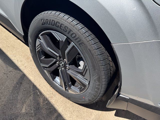 Used 2025 Nissan Murano SL AWD/4WD image 3