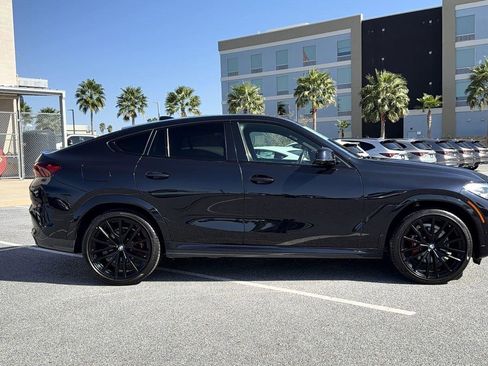 Used 2021 BMW X6 xDrive40i w/ M Sport Package image 16