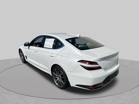 Used 2025 Genesis G70 2.5T RWD image 5