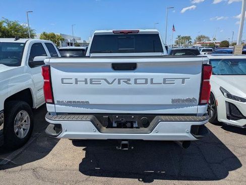 Used 2026 Chevrolet Silverado 3500 High Country w/ High Country Premium Package AWD/4WD image 3
