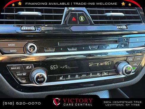 Used 2019 BMW 530i xDrive w/ M Sport Package image 30