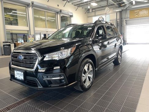 Used 2022 Subaru Ascent Premium w/ Convenience Package image 3
