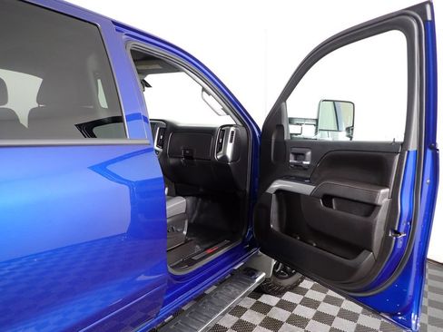 Used 2017 Chevrolet Silverado 2500 LT AWD/4WD image 37