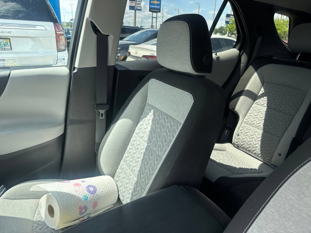 Used 2024 Chevrolet Equinox LS w/ LS Convenience Package FWD image 14