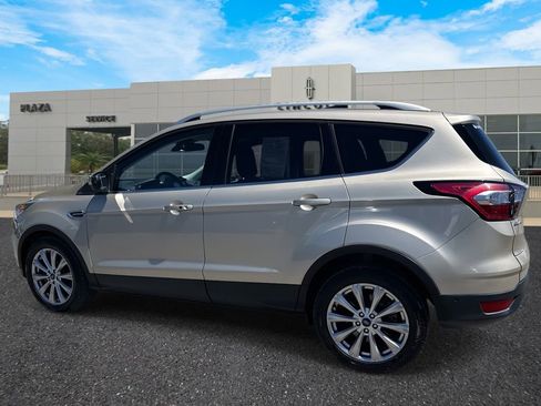 Used 2018 Ford Escape Titanium image 5