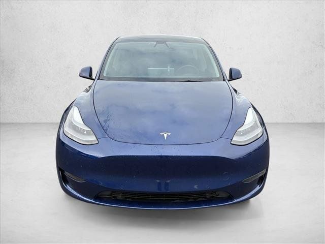 Used 2022 Tesla Model Y Performance AWD/4WD image 2