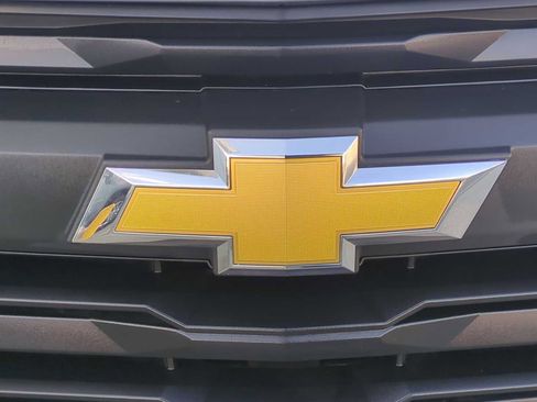 Used 2024 Chevrolet Colorado W/T w/ WT Convenience Package image 8