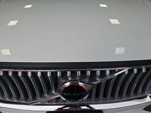 Used 2025 Volvo XC90 T8 Plus w/ Protection Package Premier image 19