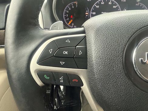 Used 2017 Jeep Grand Cherokee Limited image 30