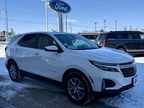 Used 2022 Chevrolet Equinox LT image 8