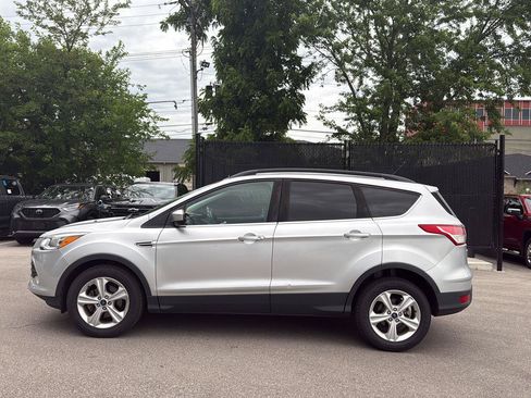 Used 2016 Ford Escape SE w/ SE Leather Comfort Package FWD image 6