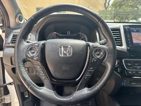 Used 2017 Honda Pilot Elite image 7