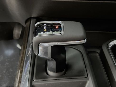 Used 2025 Chevrolet Silverado 1500 LT Trail Boss w/ Convenience Package II image 23