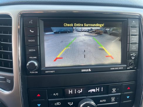 Used 2012 Jeep Grand Cherokee Laredo image 29