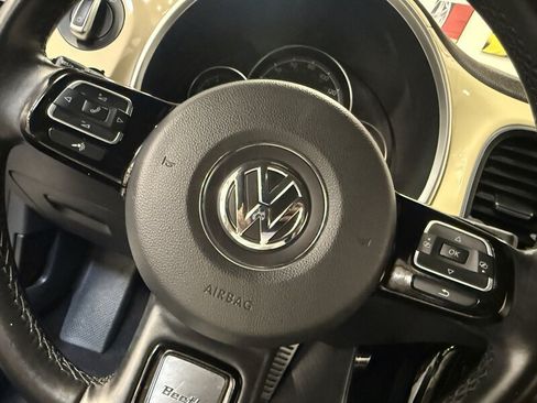 Used 2019 Volkswagen Beetle 2.0T Final Edition SEL FWD image 21