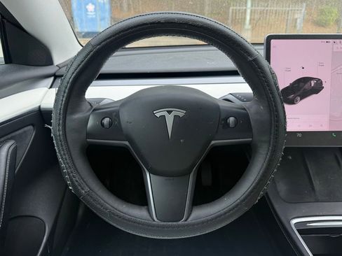 Used 2021 Tesla Model 3 Standard Range Plus RWD image 10
