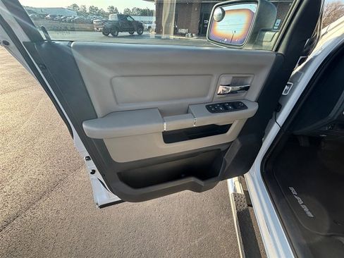 Used 2012 RAM 1500 Big Horn w/ Luxury Group image 13