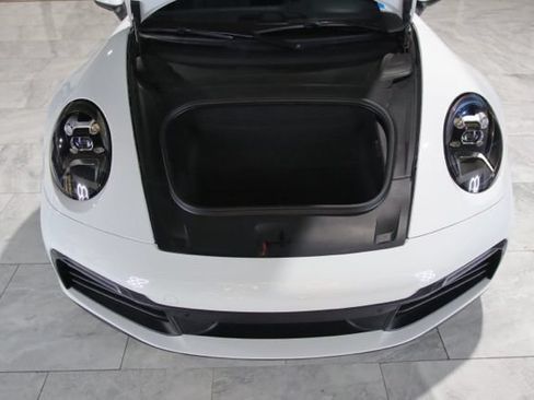 Used 2020 Porsche 911 Carrera RWD image 38