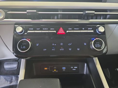 Used 2026 Hyundai Tucson SEL FWD image 22