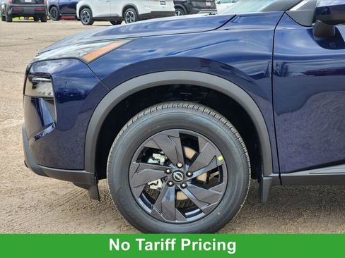 New 2026 Nissan Rogue SV image 7