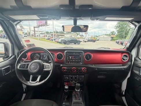 Certified 2022 Jeep Wrangler Unlimited Rubicon w/ Cold Weather Group AWD/4WD image 14