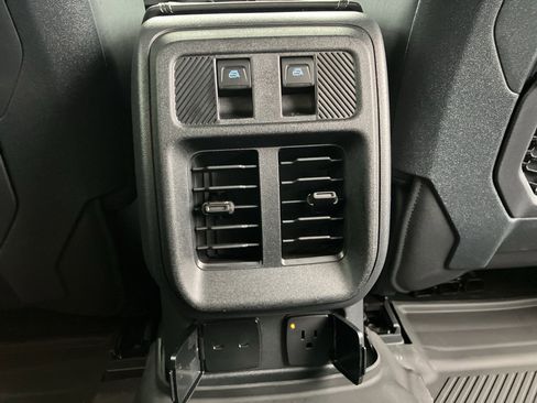 Used 2025 Ford Bronco Big Bend image 31