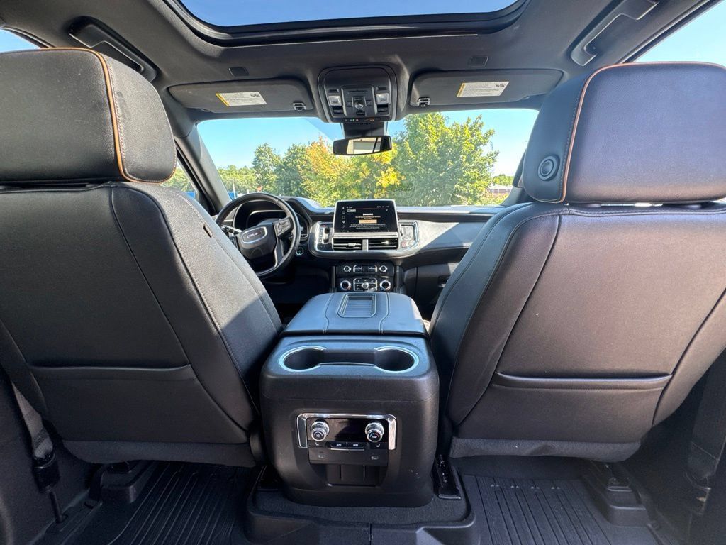 Used 2023 GMC Yukon AT4 w/ AT4 Premium Package AWD/4WD image 22