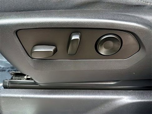 Certified 2023 Chevrolet Silverado 1500 LT image 16