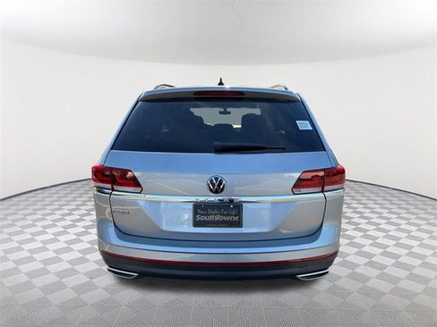 Used 2021 Volkswagen Atlas SE image 6