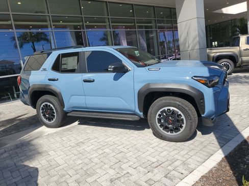 New 2026 Toyota 4Runner TRD Off-Road Premium image 4