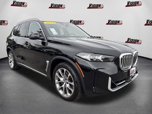 Used 2024 BMW X5 xDrive40i AWD/4WD image 3