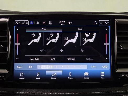 New 2026 Chrysler Pacifica Select w/ S Appearance Package image 26